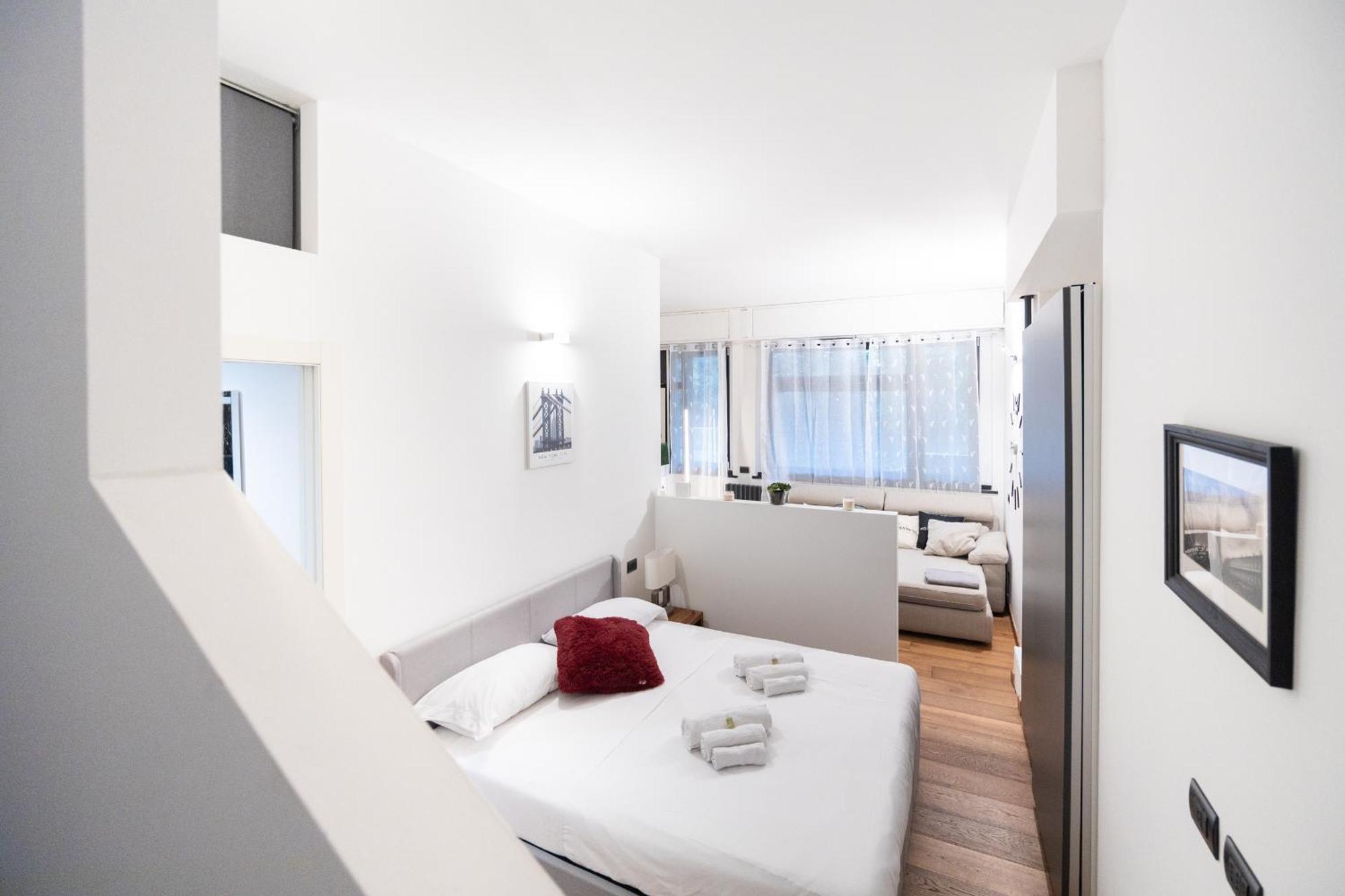 Suite2- Vicino Metro, Citylife, Stadio San Siro E Fiera Appartamento *